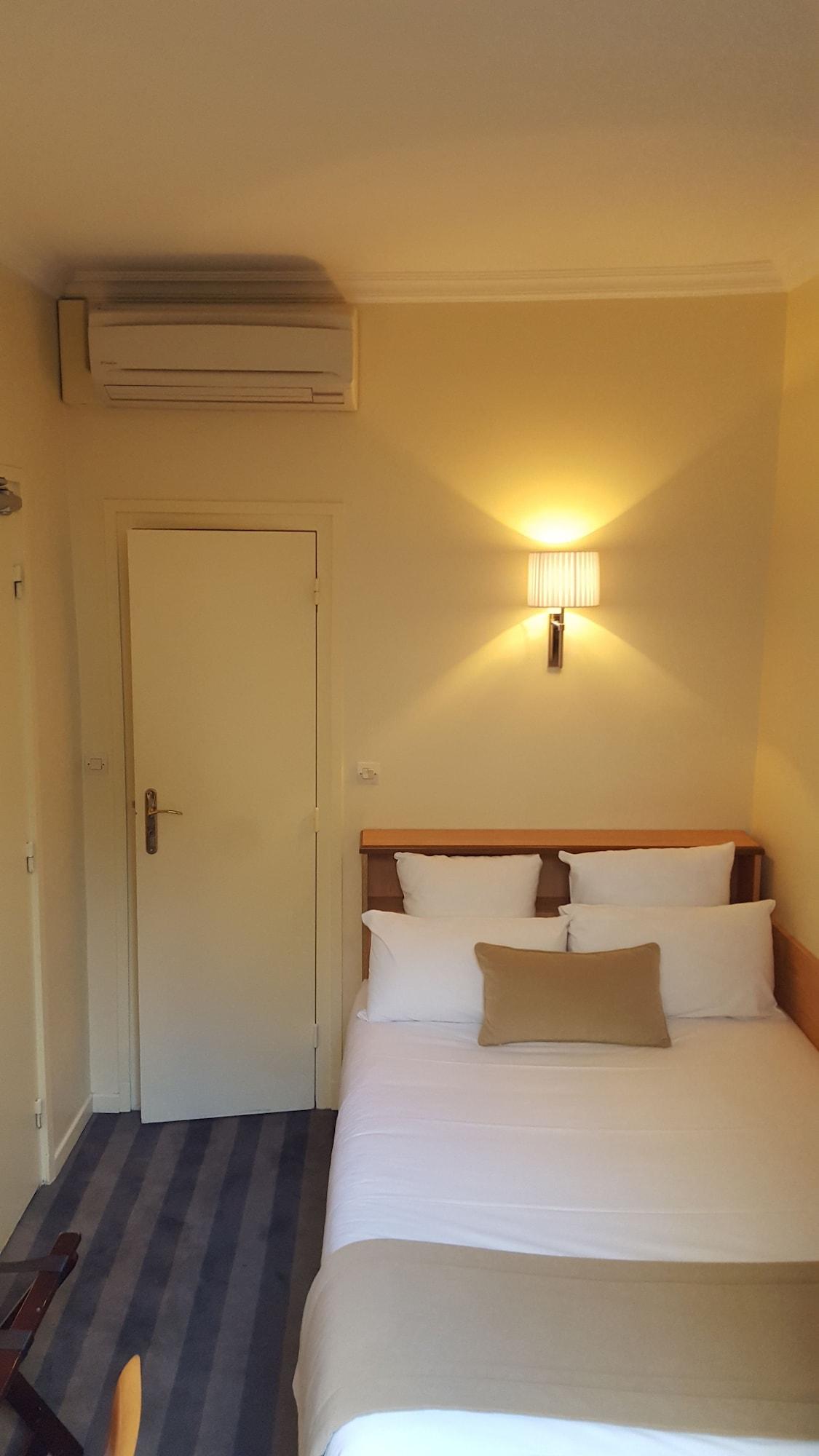 Hotel Saint Cyr Etoile Paris Ngoại thất bức ảnh