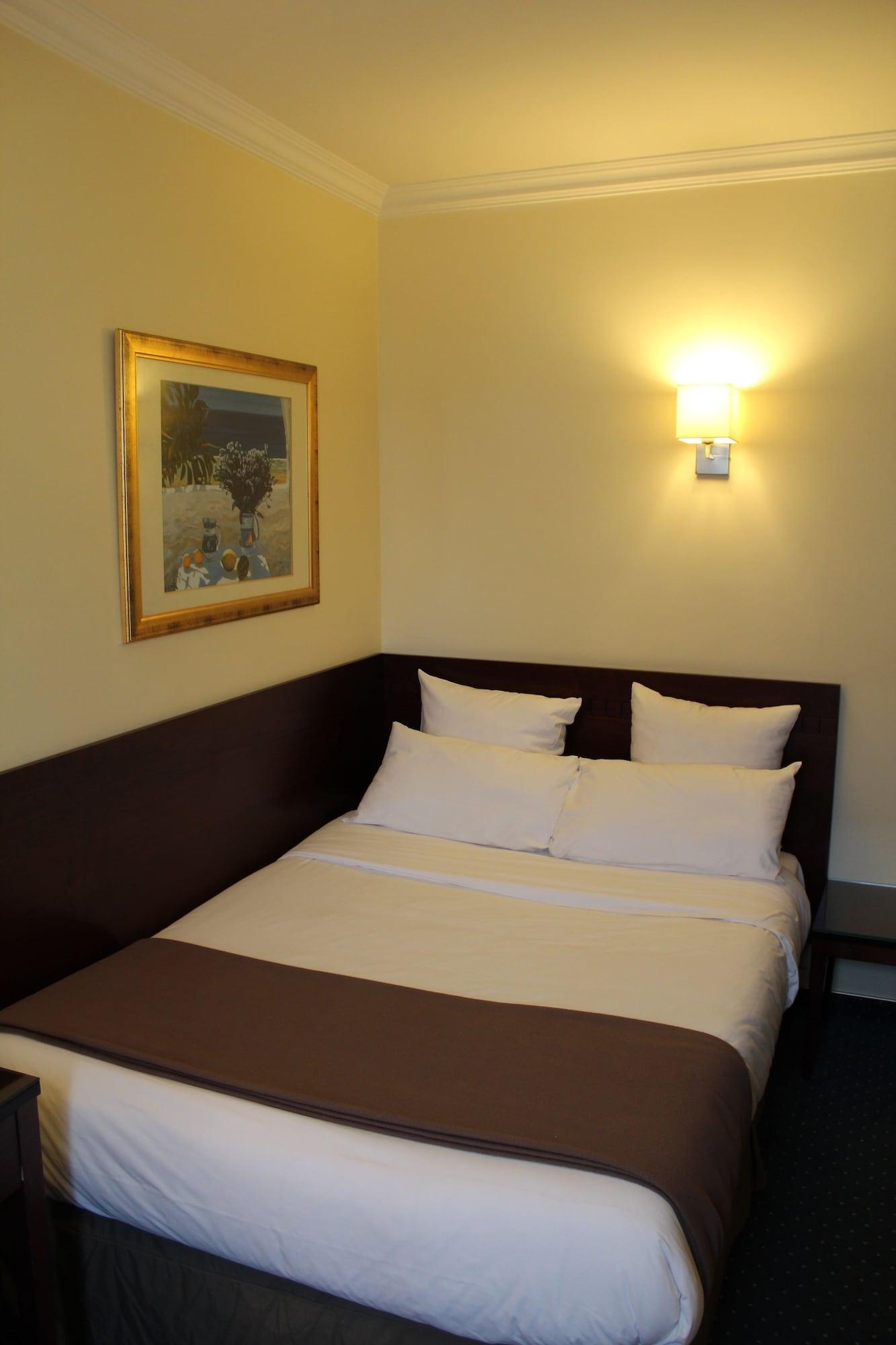 Hotel Saint Cyr Etoile Paris Ngoại thất bức ảnh