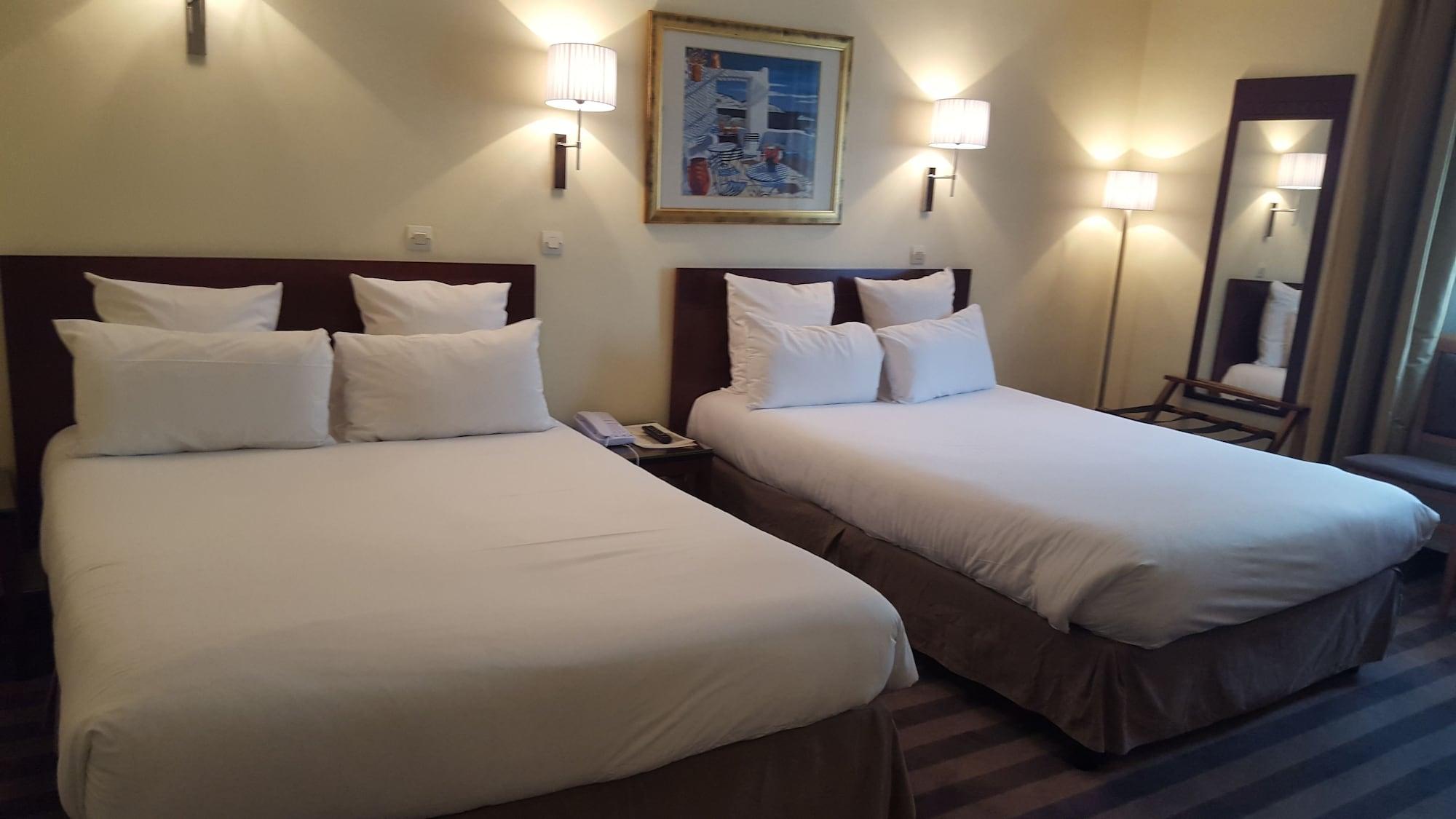 Hotel Saint Cyr Etoile Paris Ngoại thất bức ảnh