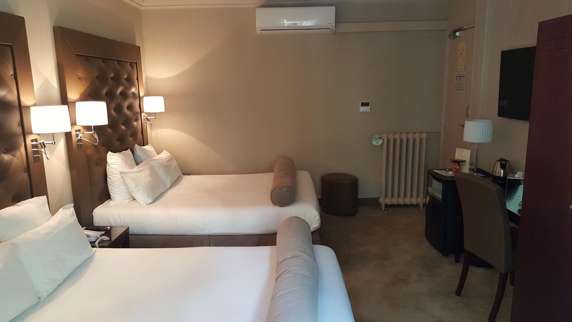 Hotel Saint Cyr Etoile Paris Ngoại thất bức ảnh